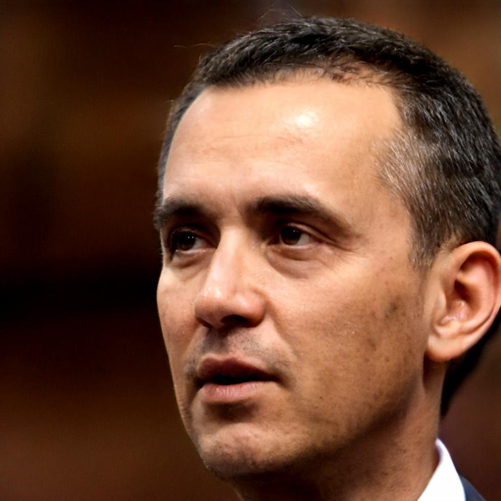 Adrian Popescu - Coordonator principal cursuri comunicare